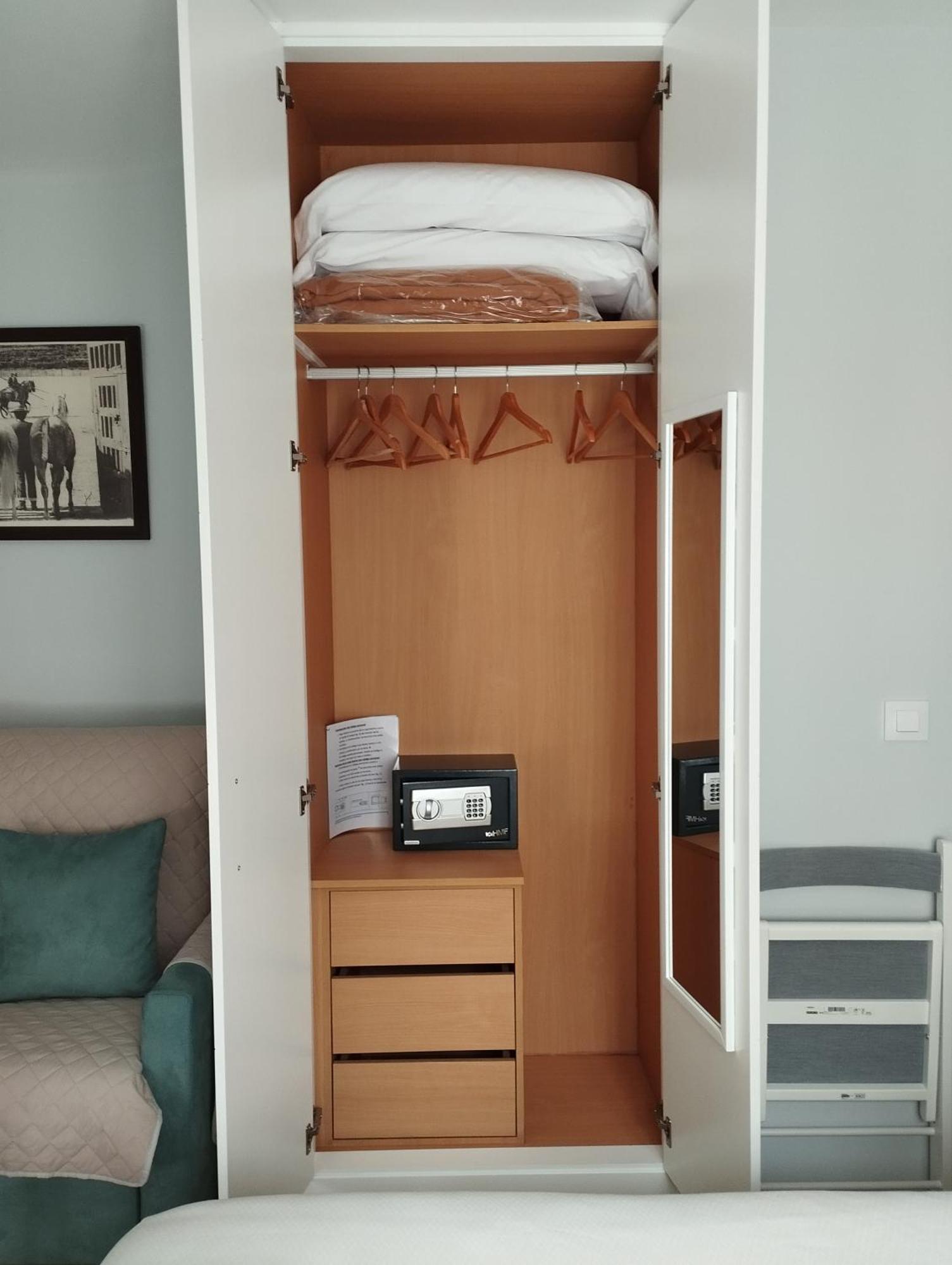 Apartamento La Fuente 27 Tomares Eksteriør billede